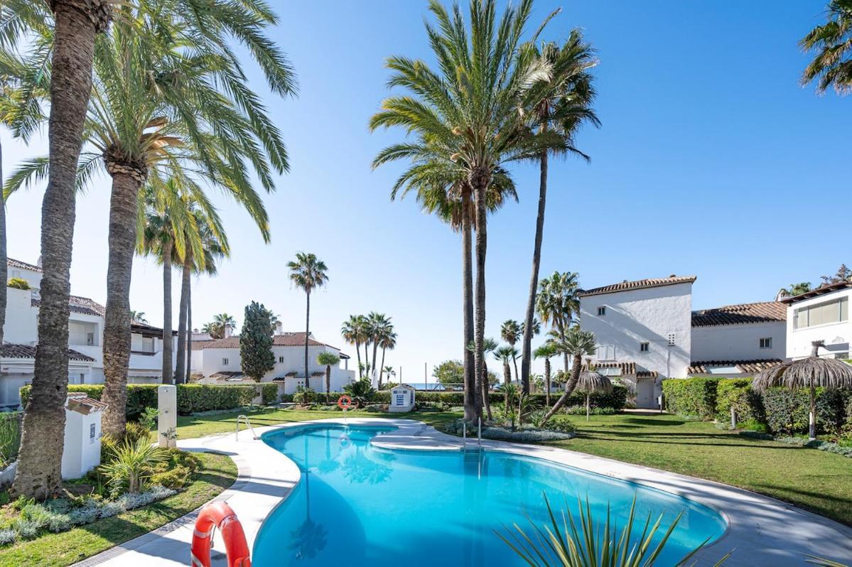 Bright With Swimming Pool And Close To Sea Ferienhaus *