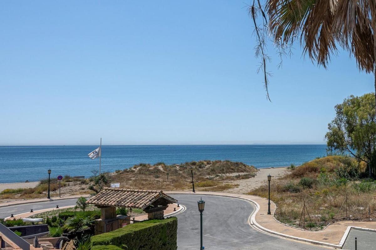 Ferienhaus Bright With Swimming Pool And Close To Sea